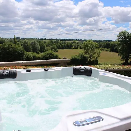 Longere Dans Le Perche: Vue Imprenable, Jacuzzi, Sauna, Modelage... *